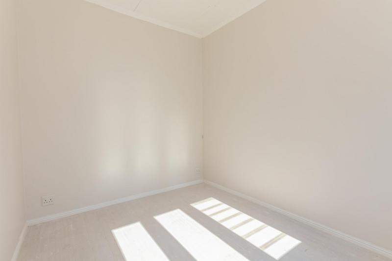 2 Bedroom Property for Sale in Claremont Western Cape